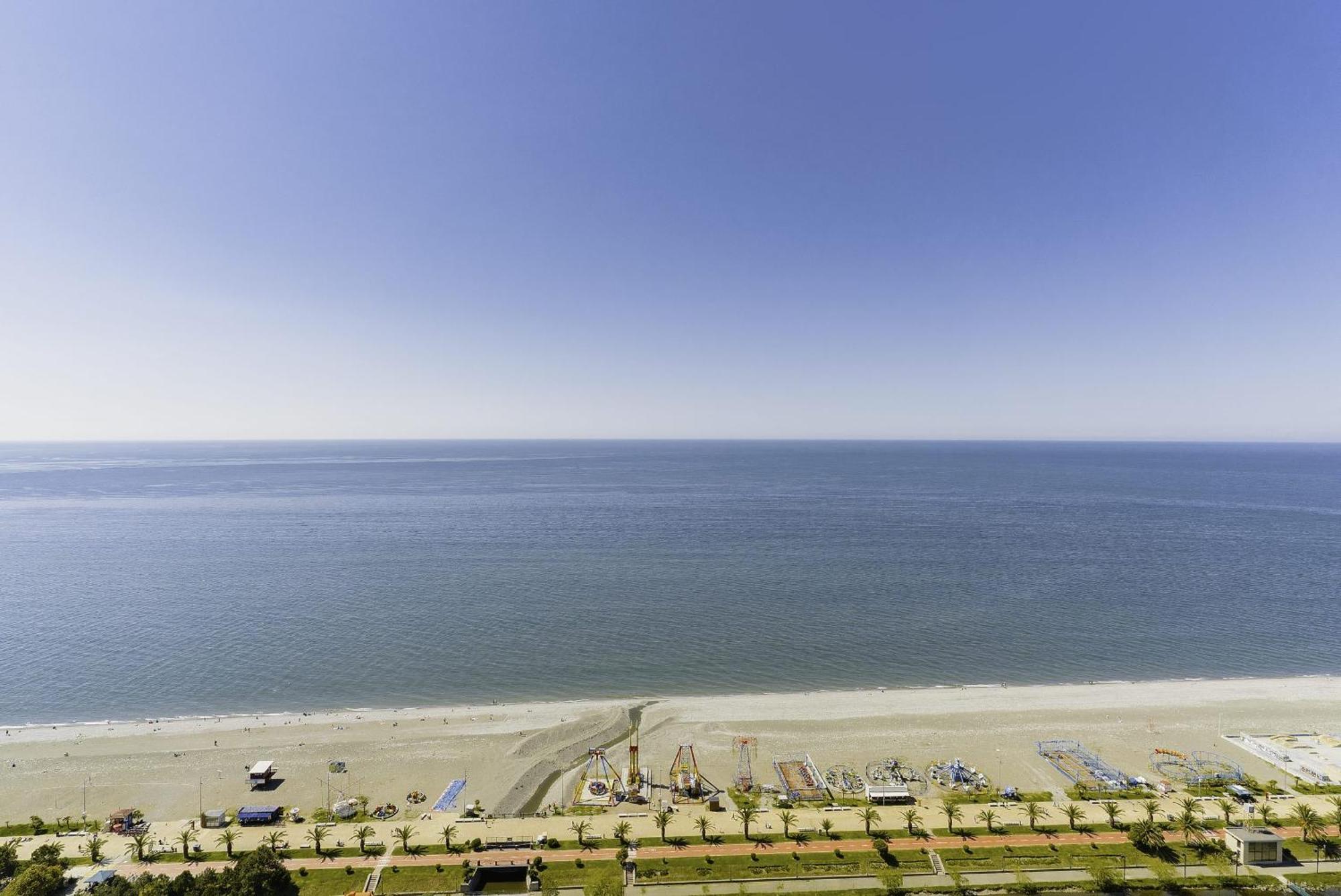 Elegance Sea View Aparthotel In Orbi City Batumi Luaran gambar