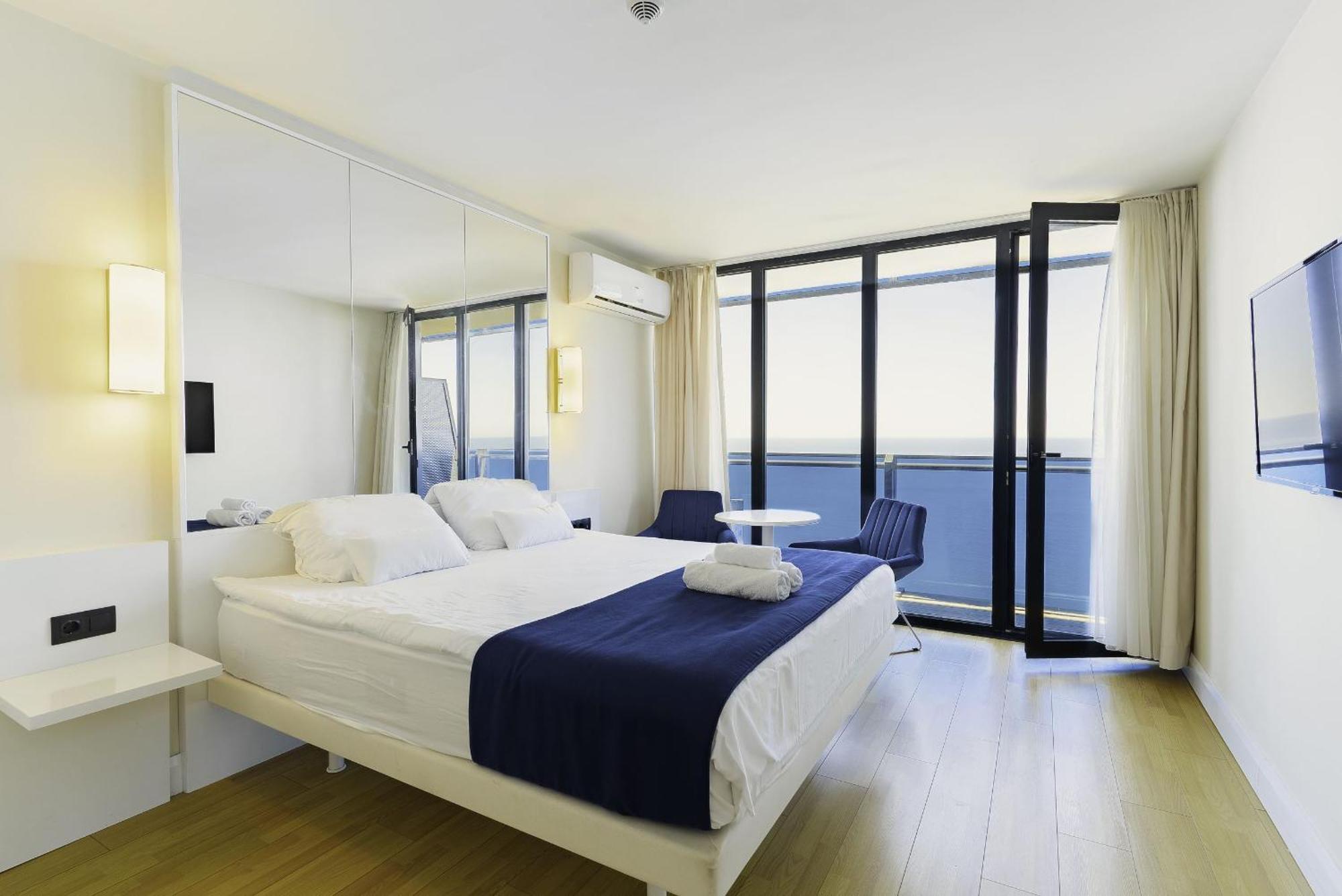 Elegance Sea View Aparthotel In Orbi City Batumi Luaran gambar