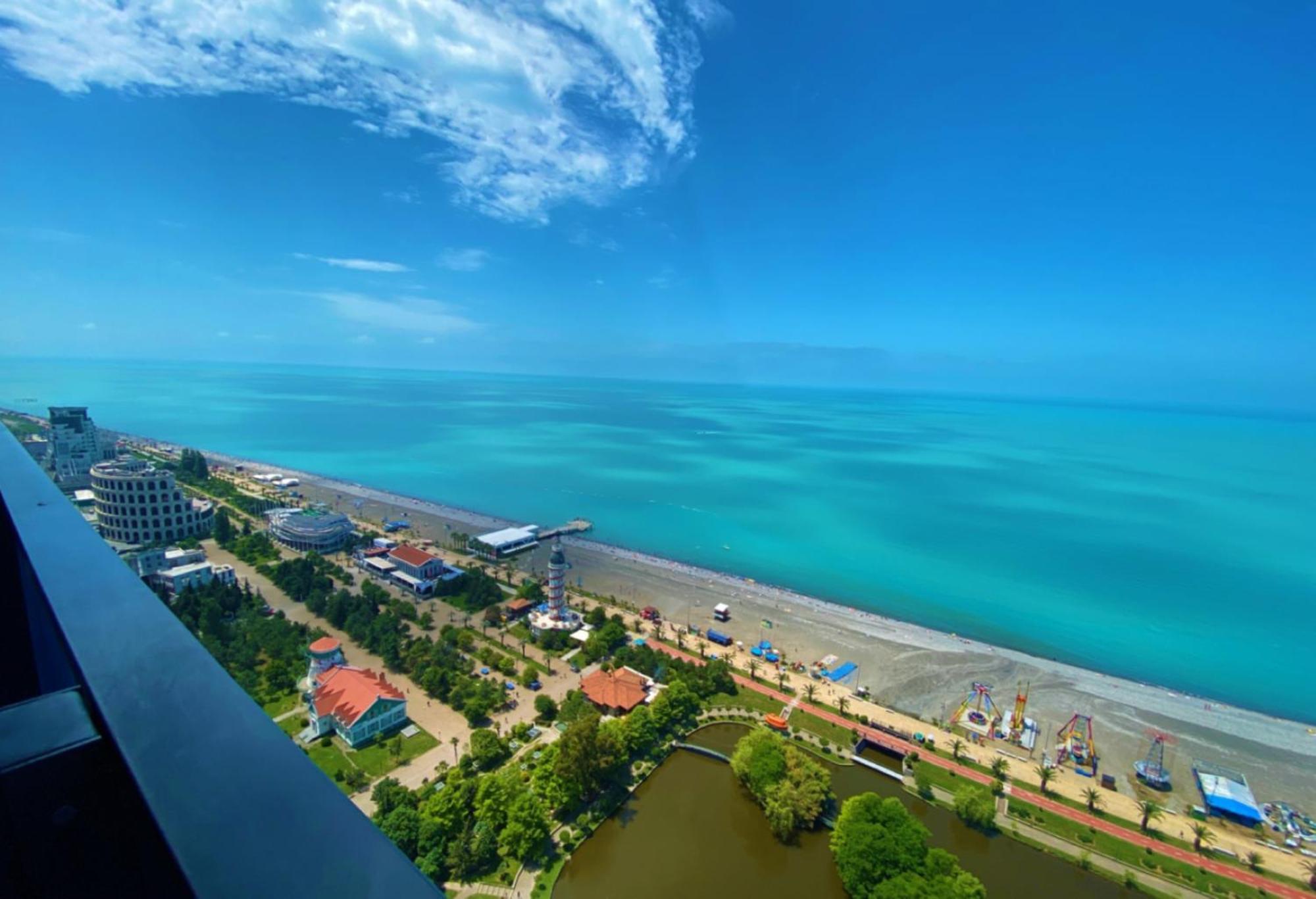 Elegance Sea View Aparthotel In Orbi City Batumi Luaran gambar